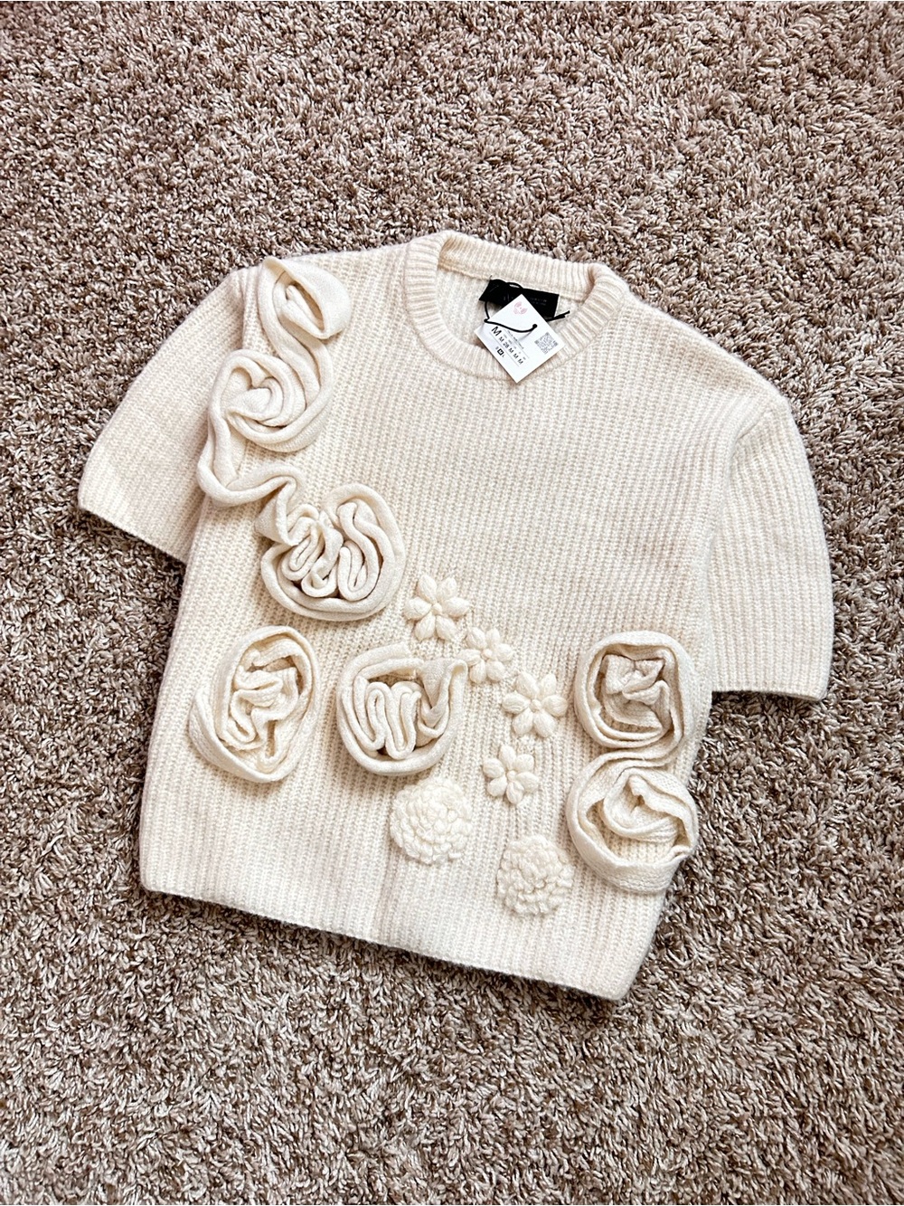 NWT Zara Cream Ivory 3D Floral Knit Sweater Women's M Short Sleeve